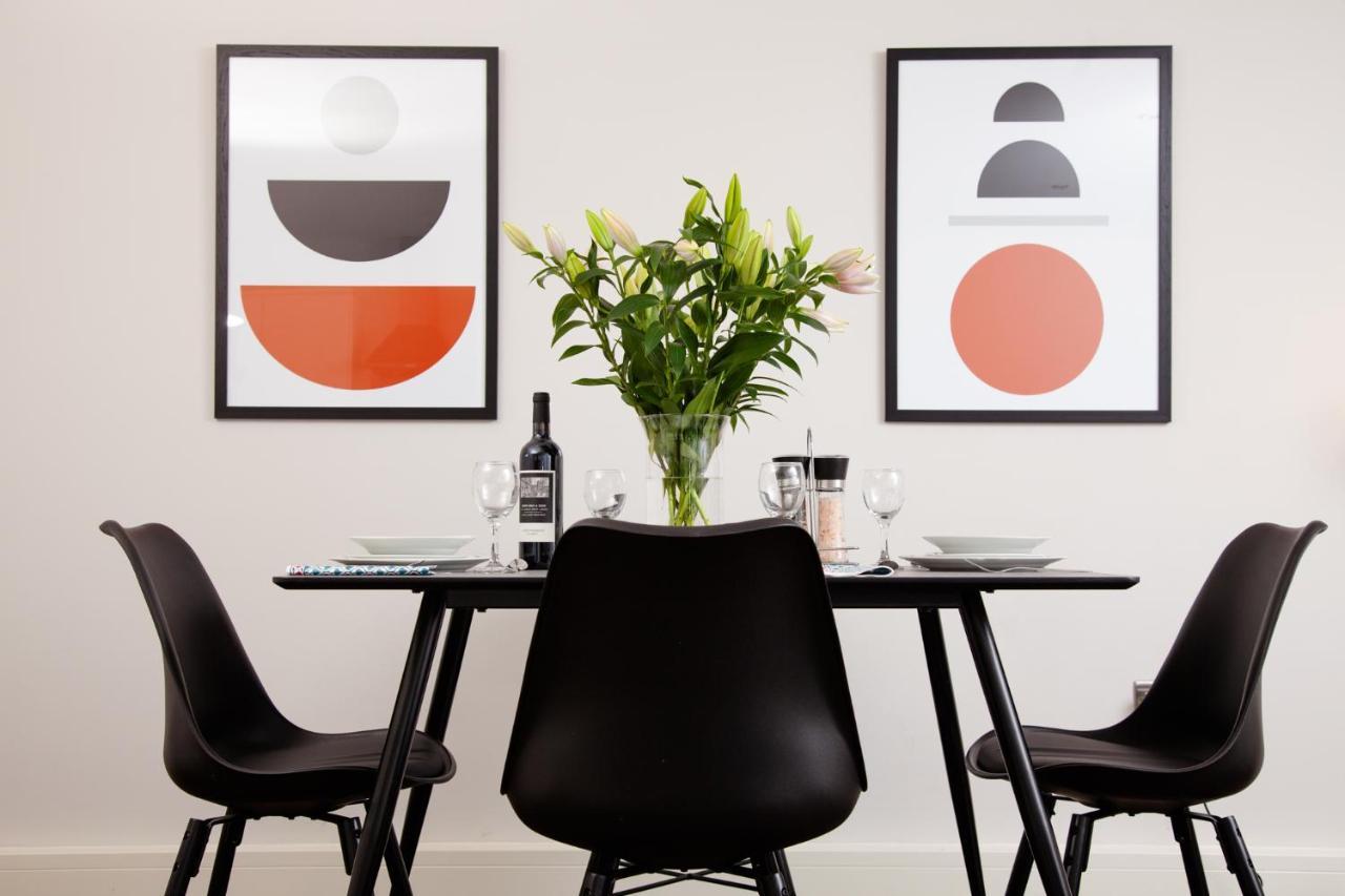 High Life Serviced Apartments - Old Town Swindon Buitenkant foto