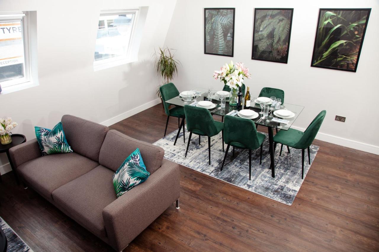 High Life Serviced Apartments - Old Town Swindon Buitenkant foto